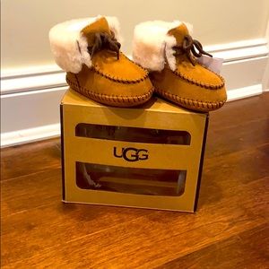 Baby Ugg Bootie (size 2/3 infant)